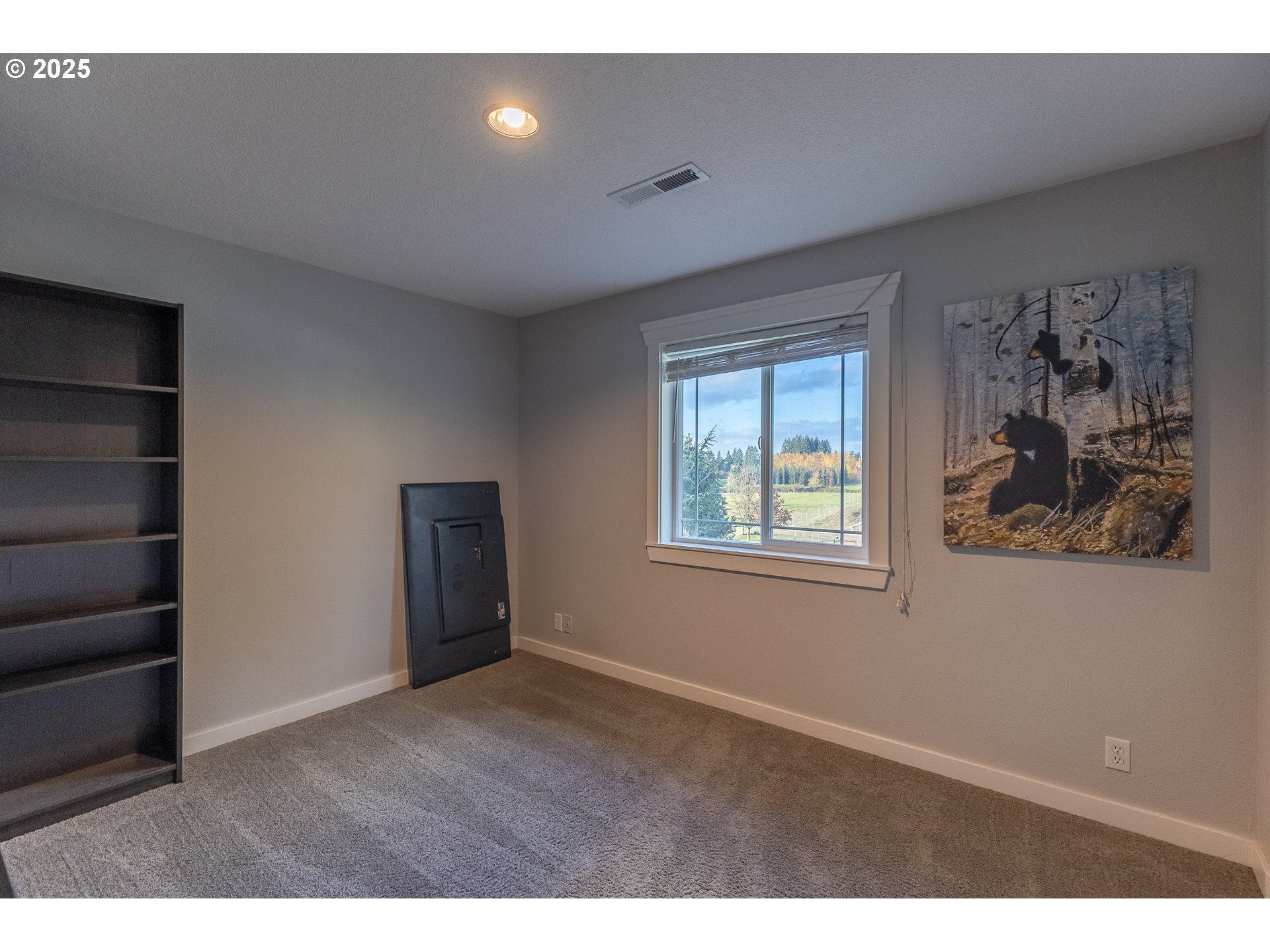 35645 Southeast Dunn Road Boring, OR 97009 - Photo 17 of 30 a view of an empty room with a window