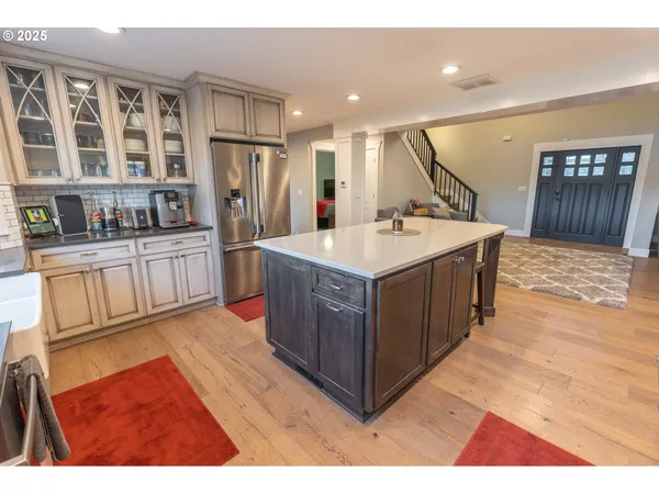 $1,300,000 | 35645 Southeast Dunn Road, Boring, OR 97009