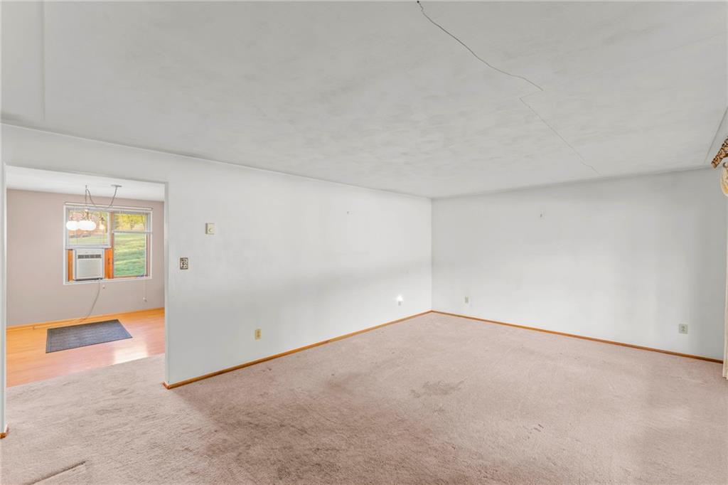 1170 Burgettstown Road Hickory, PA 15340 - Photo 5 of 30 Living Room 1170 Burgettstown Road