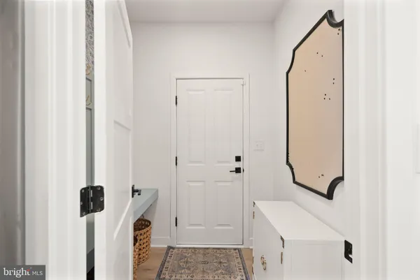 $1,999,999 | 39391 Saddleridge Lane, Aldie, VA 20105