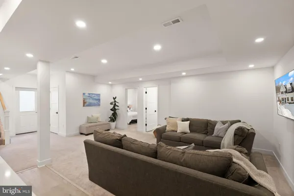 $1,999,999 | 39391 Saddleridge Lane, Aldie, VA 20105