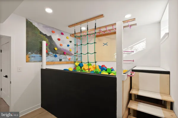 $1,999,999 | 39391 Saddleridge Lane, Aldie, VA 20105