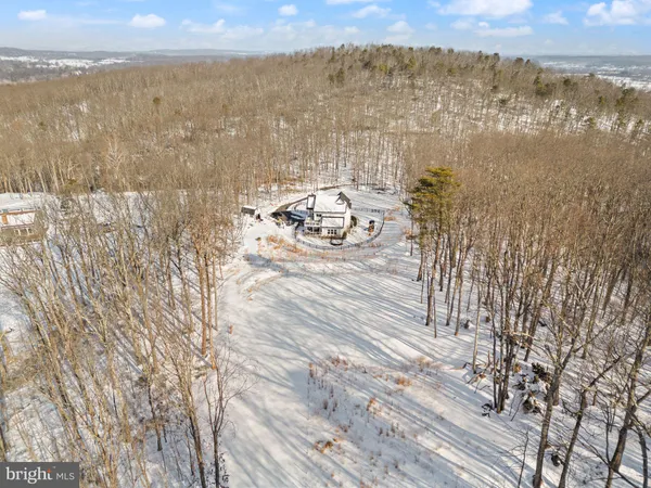 $1,999,999 | 39391 Saddleridge Lane, Aldie, VA 20105