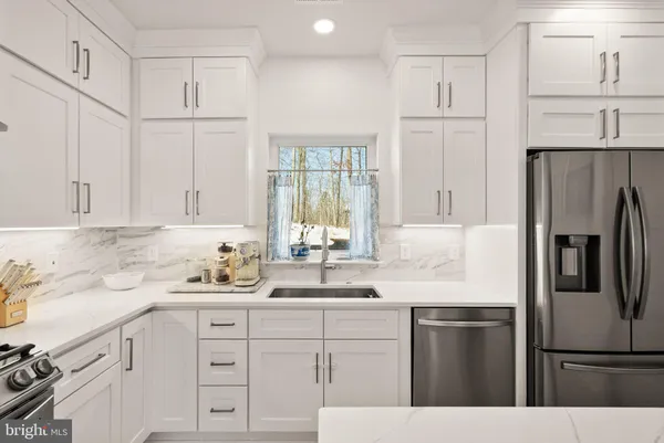 $1,999,999 | 39391 Saddleridge Lane, Aldie, VA 20105