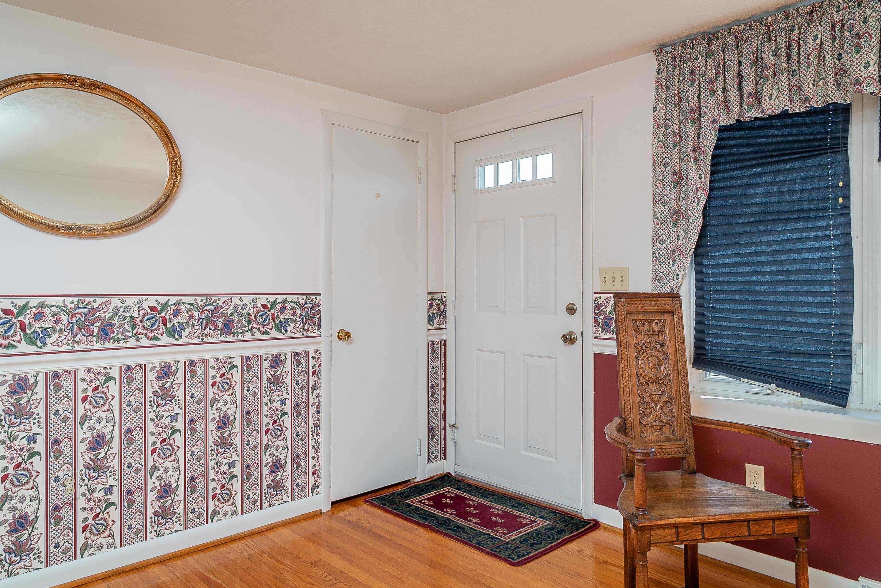 7239 East Point Road Elkton, VA 22827 - Photo 5 of 49 Gallery Image 5