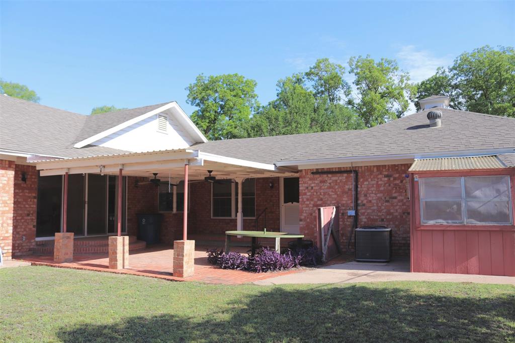 211 Spill Street Winters, TX 79567 - Photo 25 of 40