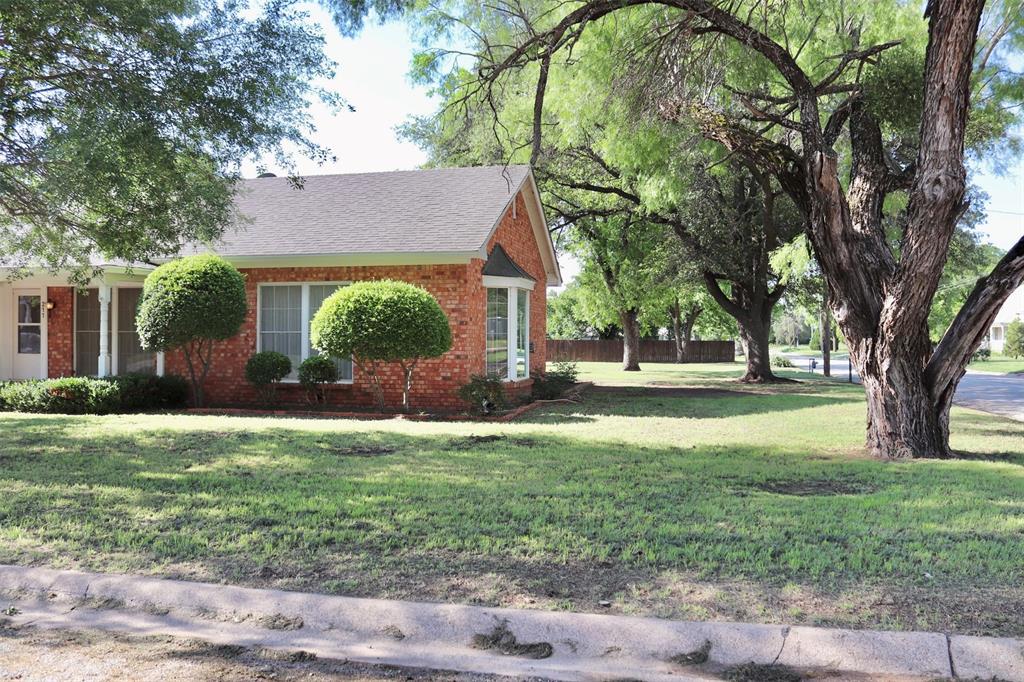 211 Spill Street Winters, TX 79567 - Photo 3 of 40