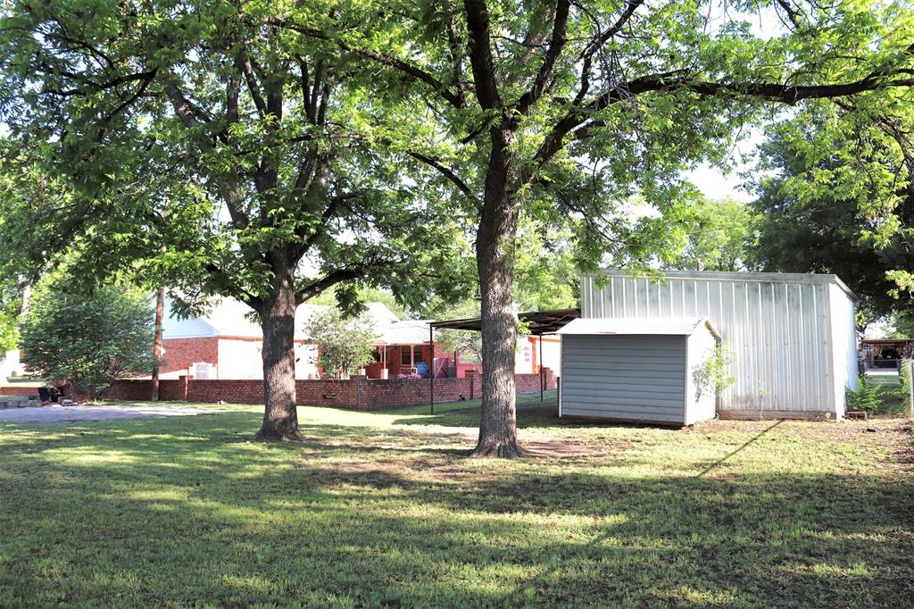 211 Spill Street Winters, TX 79567 - Photo 37 of 40