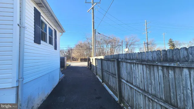 $299,900 | 1303 Newport Gap Pike, Wilmington, DE 19804