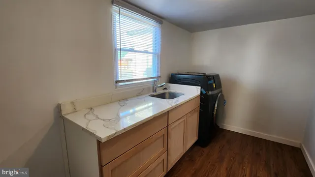 $299,900 | 1303 Newport Gap Pike, Wilmington, DE 19804