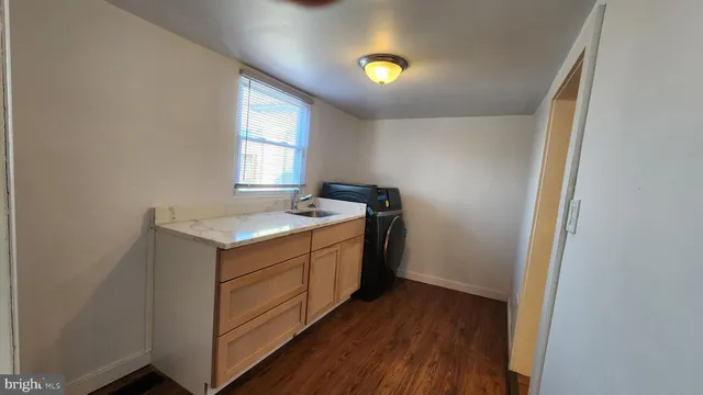 $299,900 | 1303 Newport Gap Pike, Wilmington, DE 19804