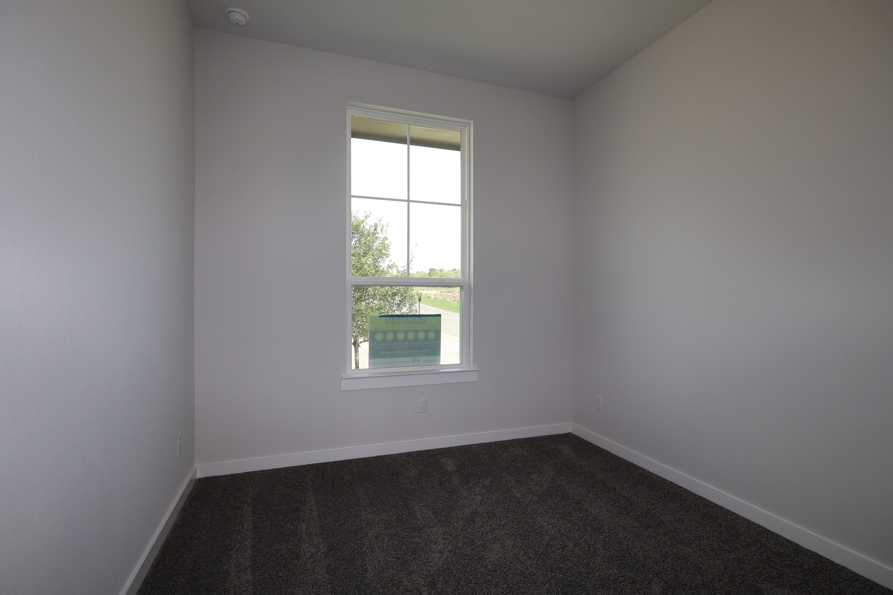 436 Leaning Rock Road Georgetown, TX 78628 - Photo 8 of 22 an empty room with a window