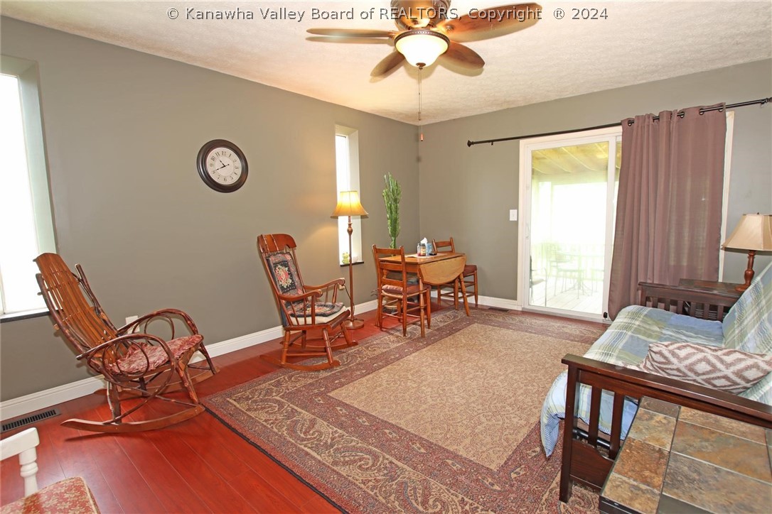 112 Second Street Winfield, WV 25213 - Photo 41 of 50 Gallery Image 41