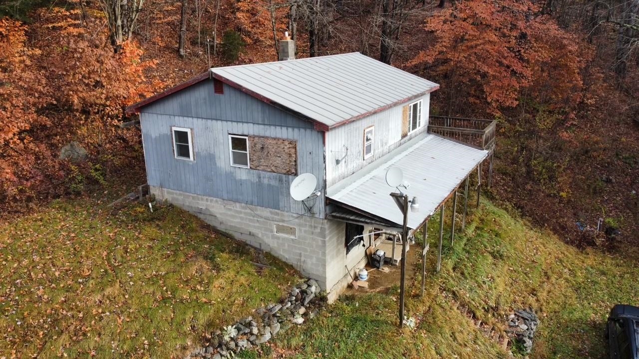 65 Jerusalem Hill Rochester, VT 05767 - Photo 3 of 31 Gallery Image 3