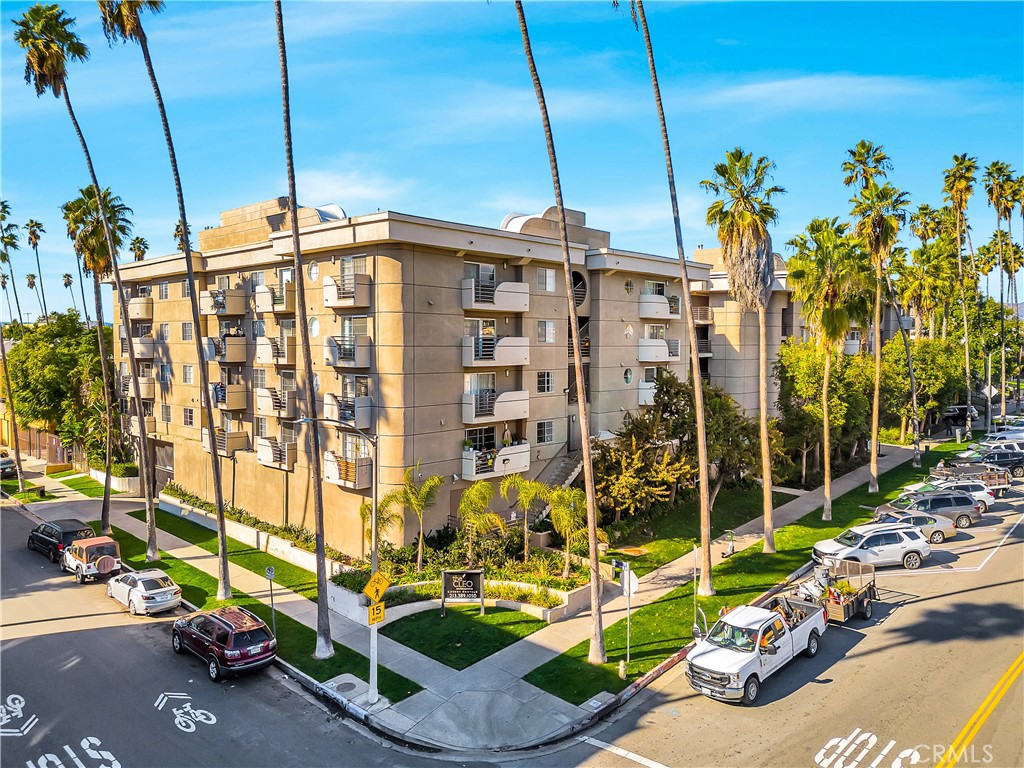 345 South Alexandria Ave Unit 121  