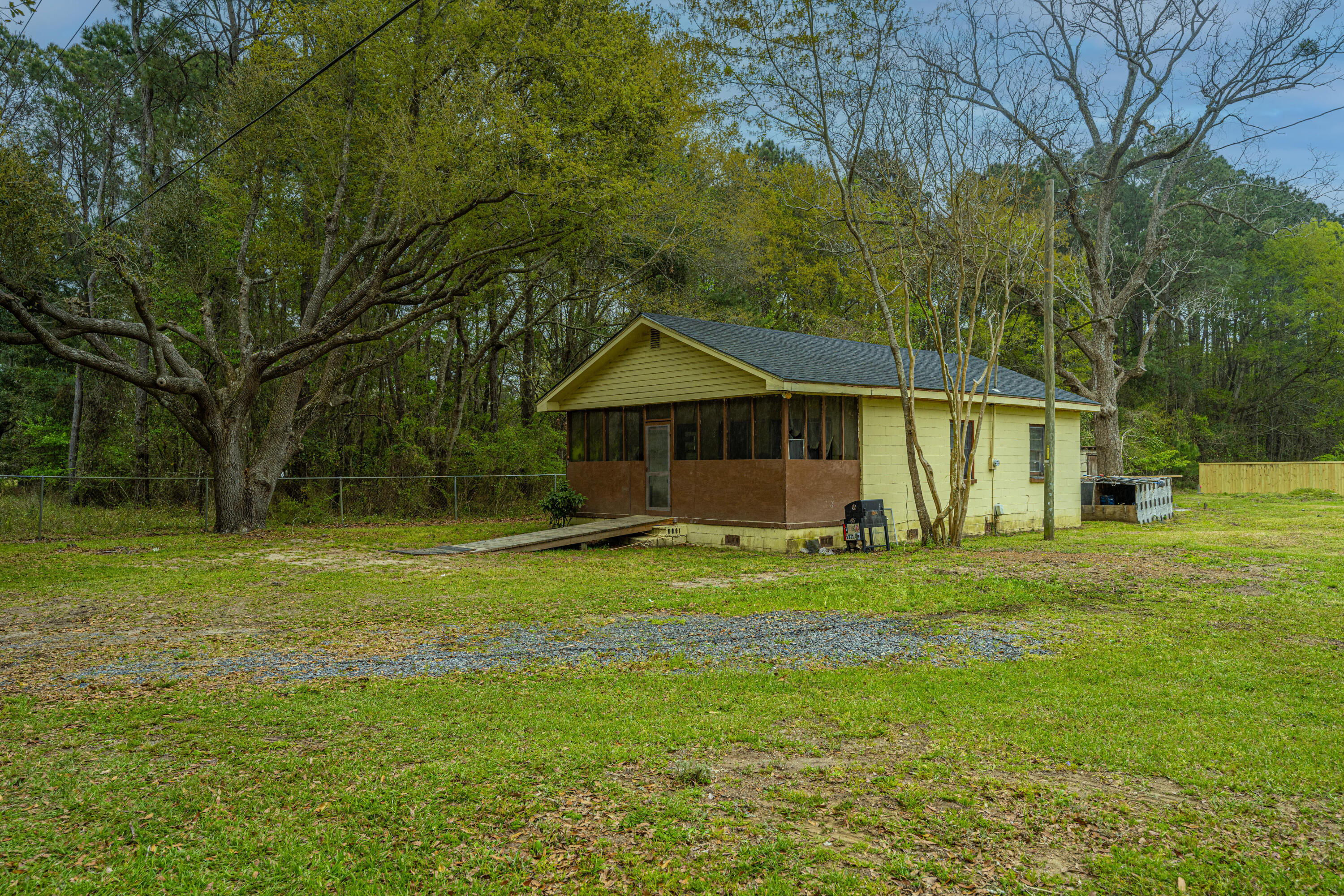 4229 River Road Johns Island, SC 29455 - Photo 5 of 27 4229RiverRd01