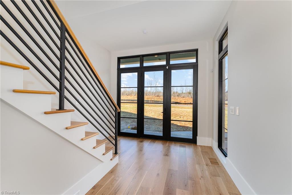 7607 Pemberly Court Oak Ridge, NC 27310 - Photo 3 of 50