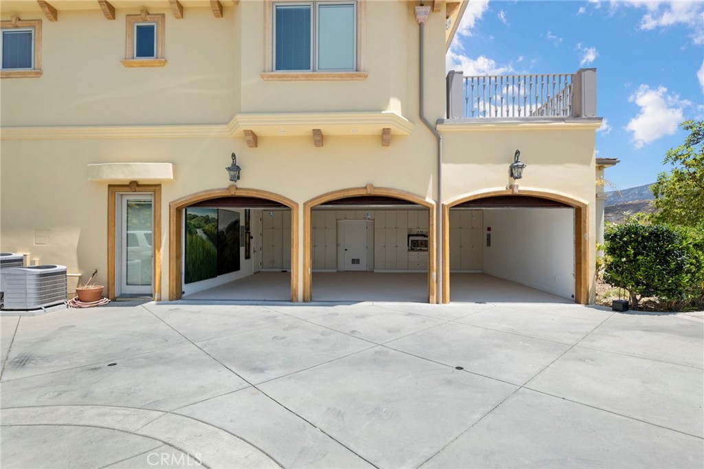 1950 Arielle Lane Simi Valley, CA 93065 - Photo 45 of 71