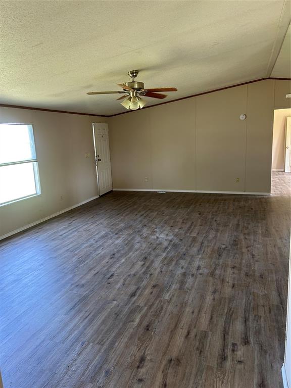 239 Cedar Drive Azle, TX 76020 - Photo 7 of 18