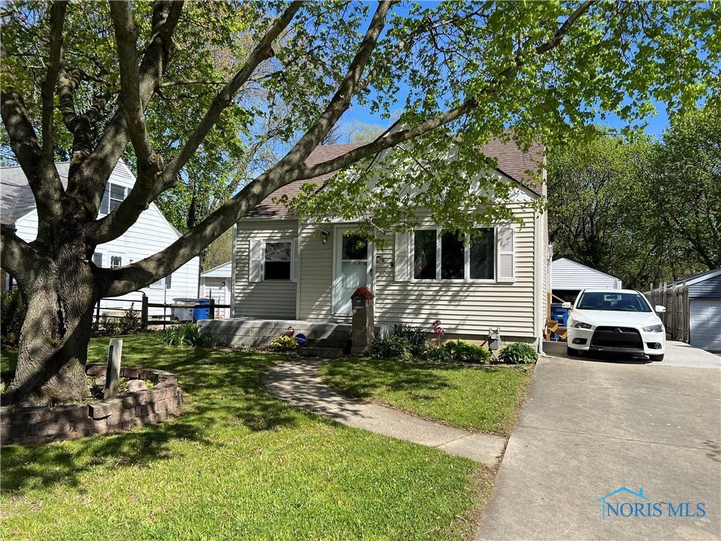 4760 Thobe Road Toledo, OH 43615 - Photo 2 of 25 Gallery Image 2