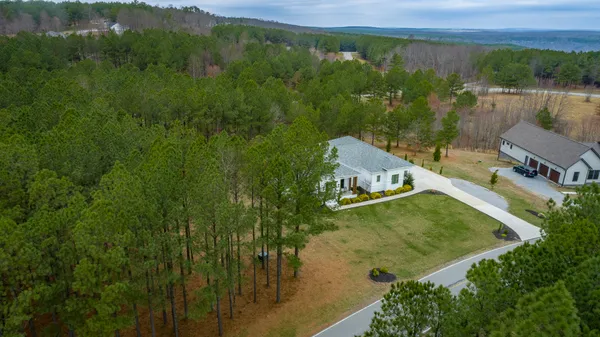 $925,000 | 2275 River Bluffs Drive, Jasper, TN 37347