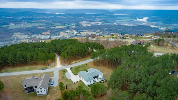 $925,000 | 2275 River Bluffs Drive, Jasper, TN 37347