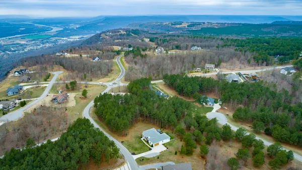 $925,000 | 2275 River Bluffs Drive, Jasper, TN 37347