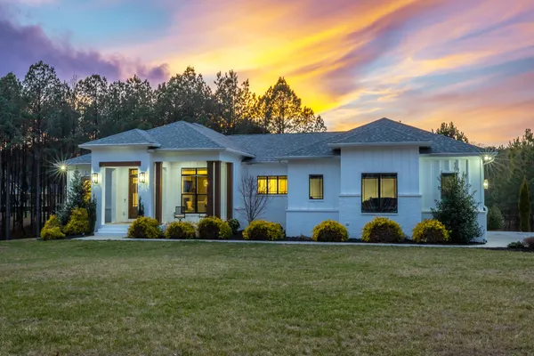 $925,000 | 2275 River Bluffs Drive, Jasper, TN 37347