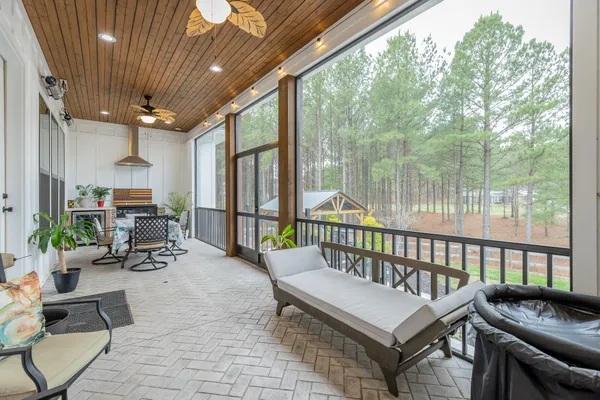 $925,000 | 2275 River Bluffs Drive, Jasper, TN 37347