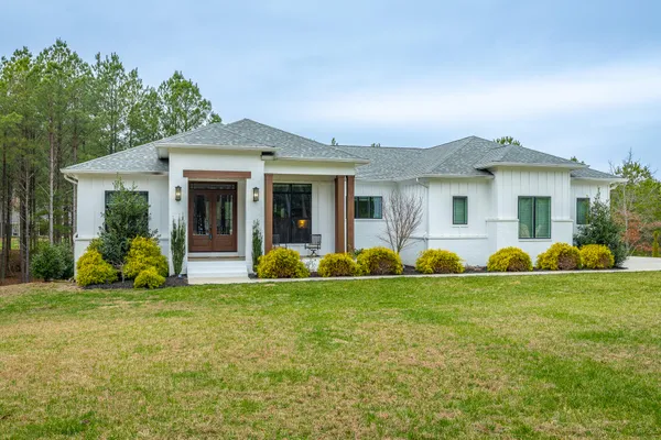 $925,000 | 2275 River Bluffs Drive, Jasper, TN 37347