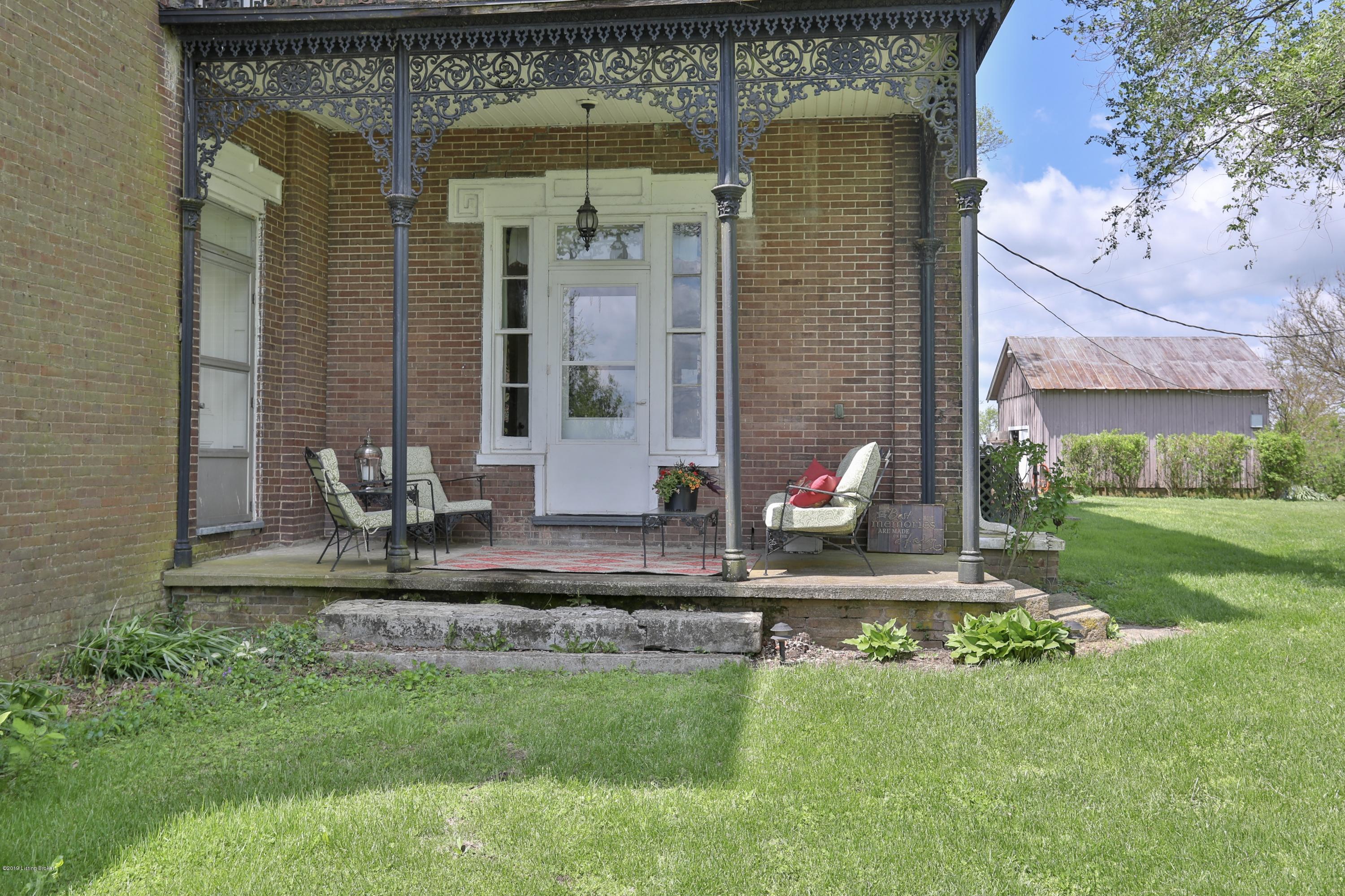 3205 Springfield Road Bloomfield, KY 40008 - Photo 3 of 43 Side front porch entrance to dining room
