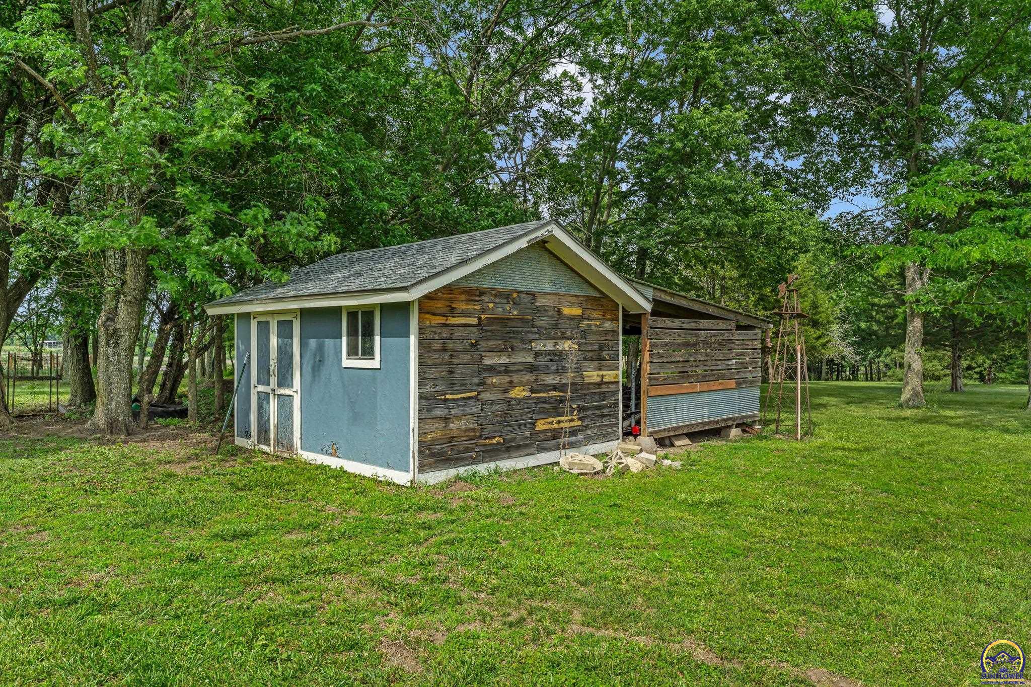 4832 Northeast Kincaid Road Topeka, KS 66617 - Photo 48 of 63