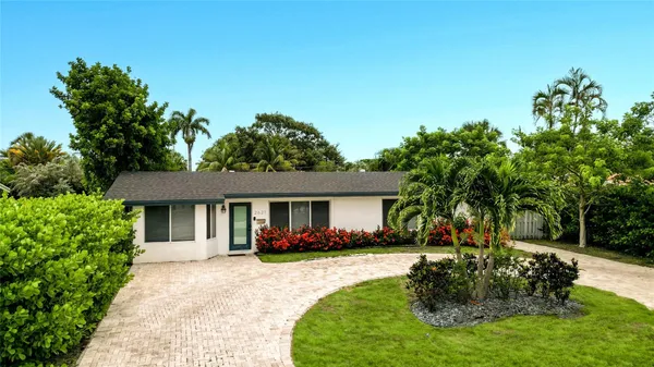 $774,900 | 2621 Northeast 20th Street, Pompano Beach, FL 33062