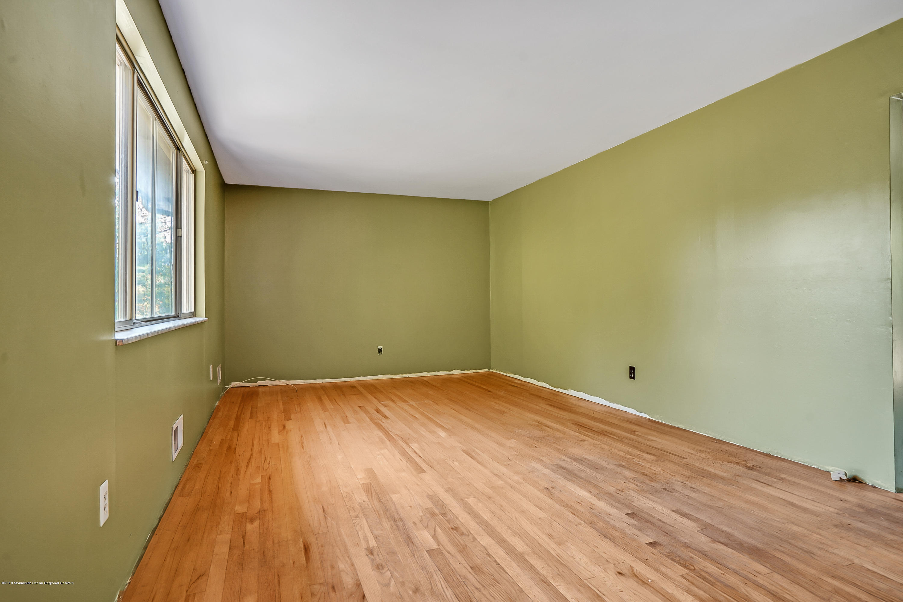 367 Ely Harmony Road Freehold, NJ 07728 - Photo 8 of 23 10