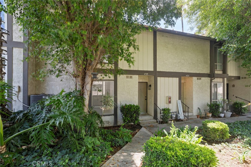 4719 Knickerbocker Lane Riverside, CA 92501 - Photo 1 of 21