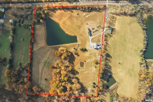 $450,000 | 221 East Gore Street, Goreville, IL 62939
