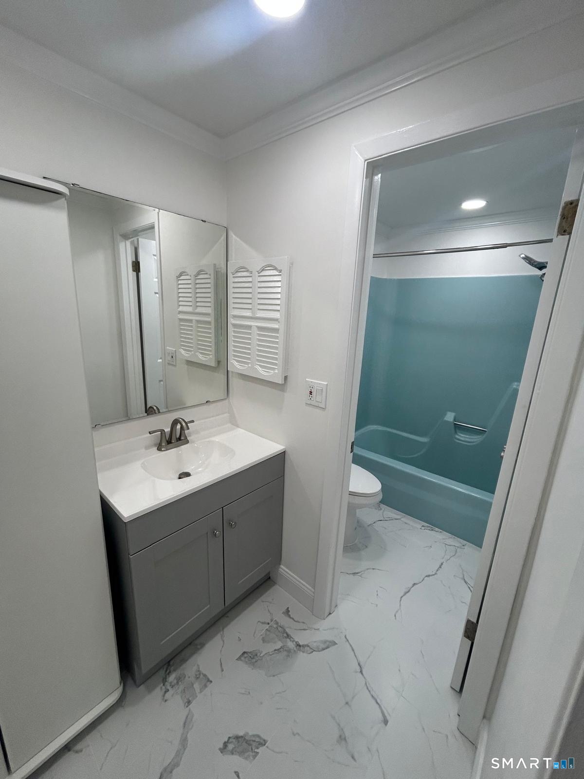 24 Heather Ridge, Unit 24 Shelton, CT 06484 - Photo 4 of 9