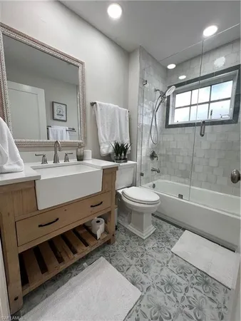 $6,500 | 7087 Barrington Circle, Unit 201, Naples, FL 34108