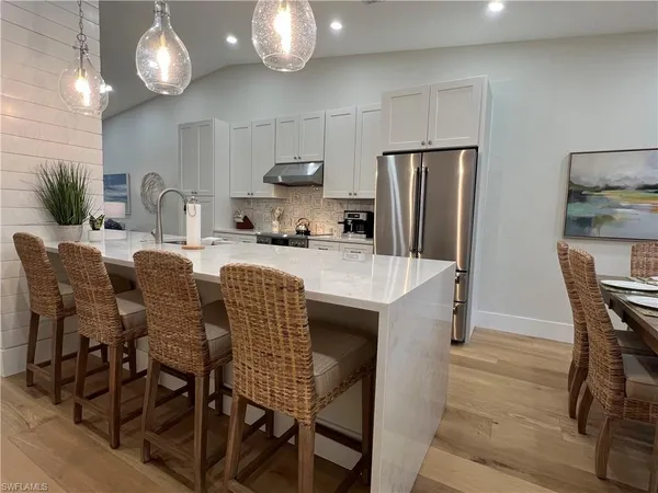 $6,500 | 7087 Barrington Circle, Unit 201, Naples, FL 34108