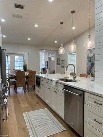 $6,500 | 7087 Barrington Circle, Unit 201, Naples, FL 34108