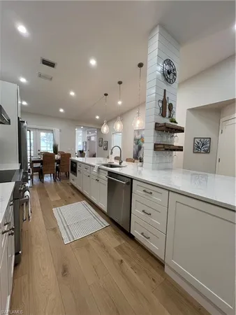 $6,500 | 7087 Barrington Circle, Unit 201, Naples, FL 34108
