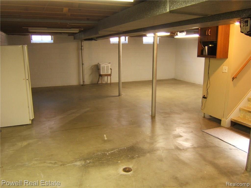 12884 Salem Road Redford, MI 48239 - Photo 22 of 24 DSCF9589.JPG
