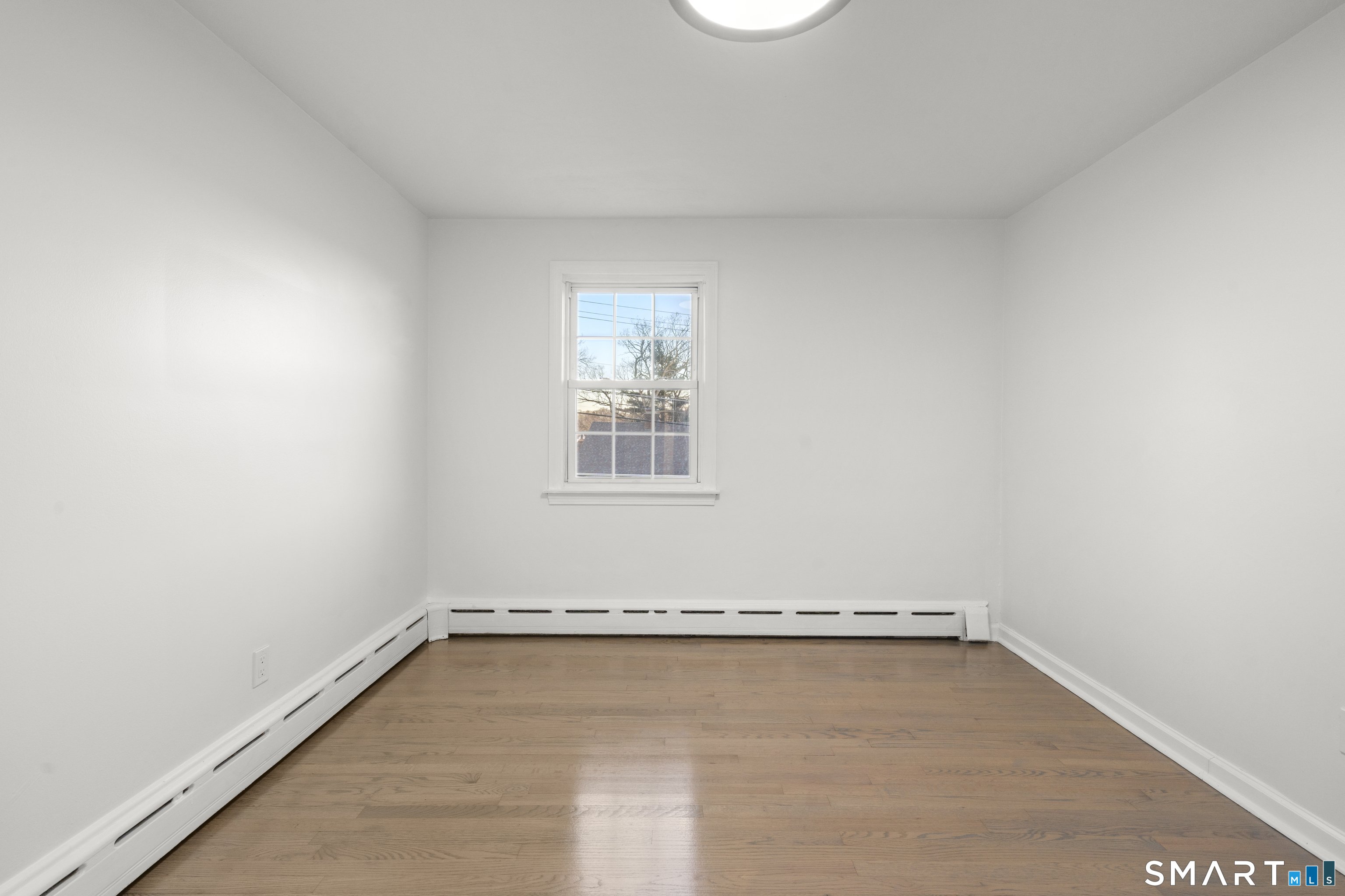 311 Colonial Street Watertown, CT 06779 - Photo 25 of 37