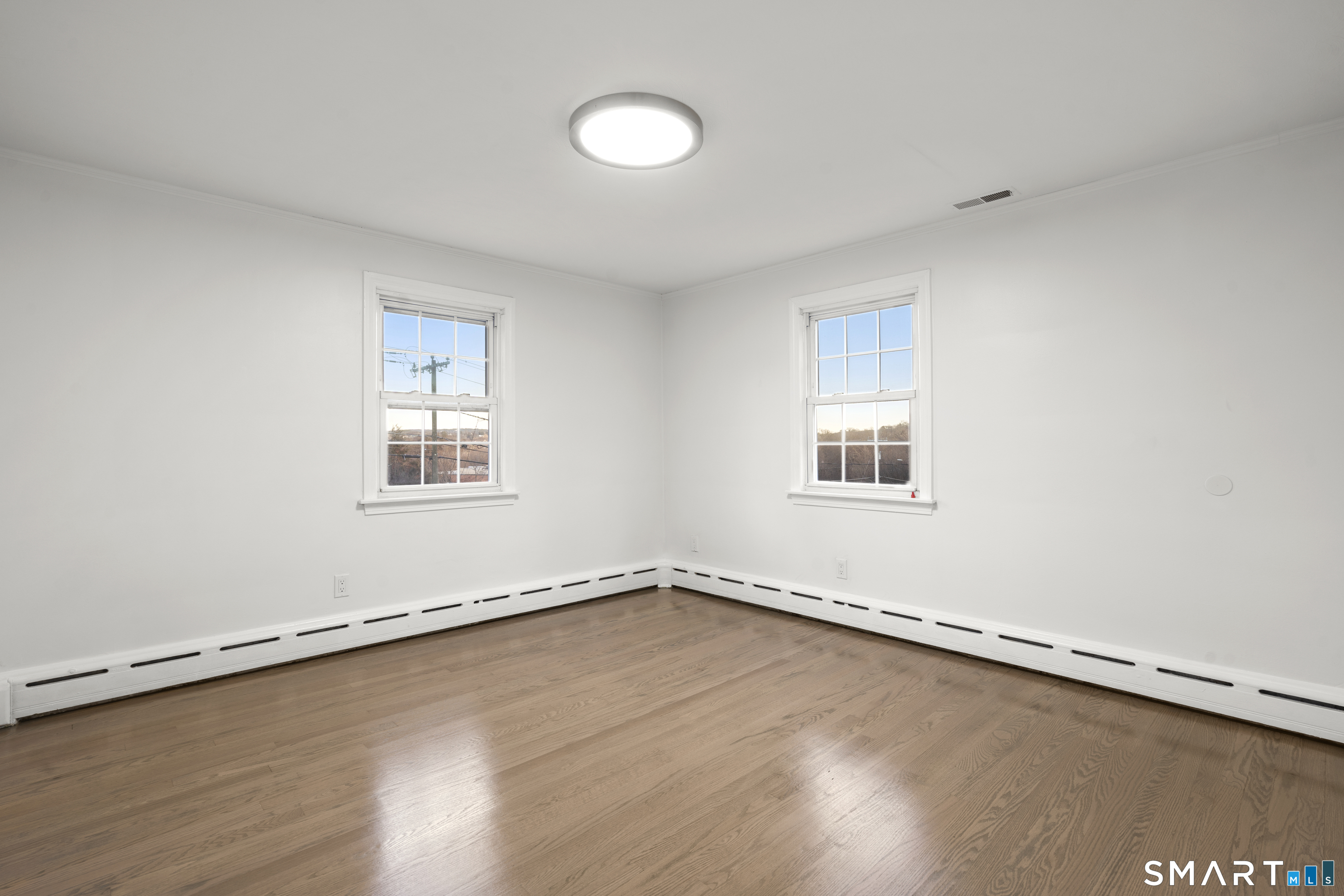 311 Colonial Street Watertown, CT 06779 - Photo 28 of 37