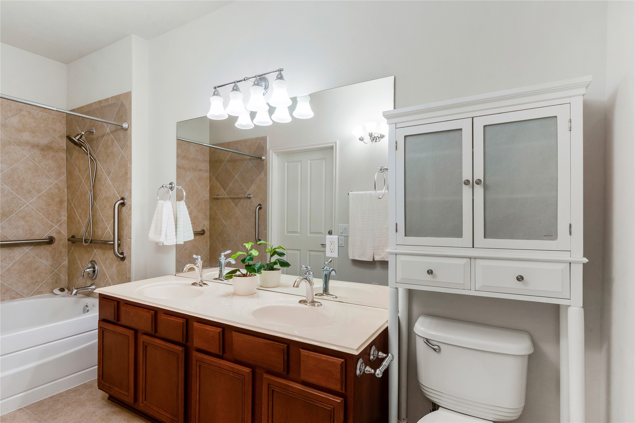 13600 Breton Ridge Street, Unit 18A Houston, TX 77070 - Photo 12 of 22