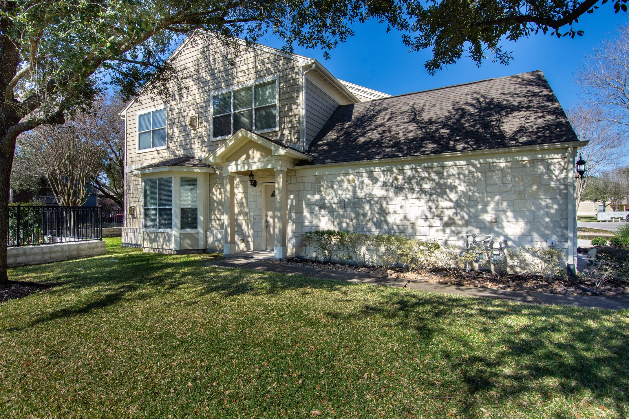 13600 Breton Ridge Street, Unit 18A Houston, TX 77070 - Photo 17 of 22