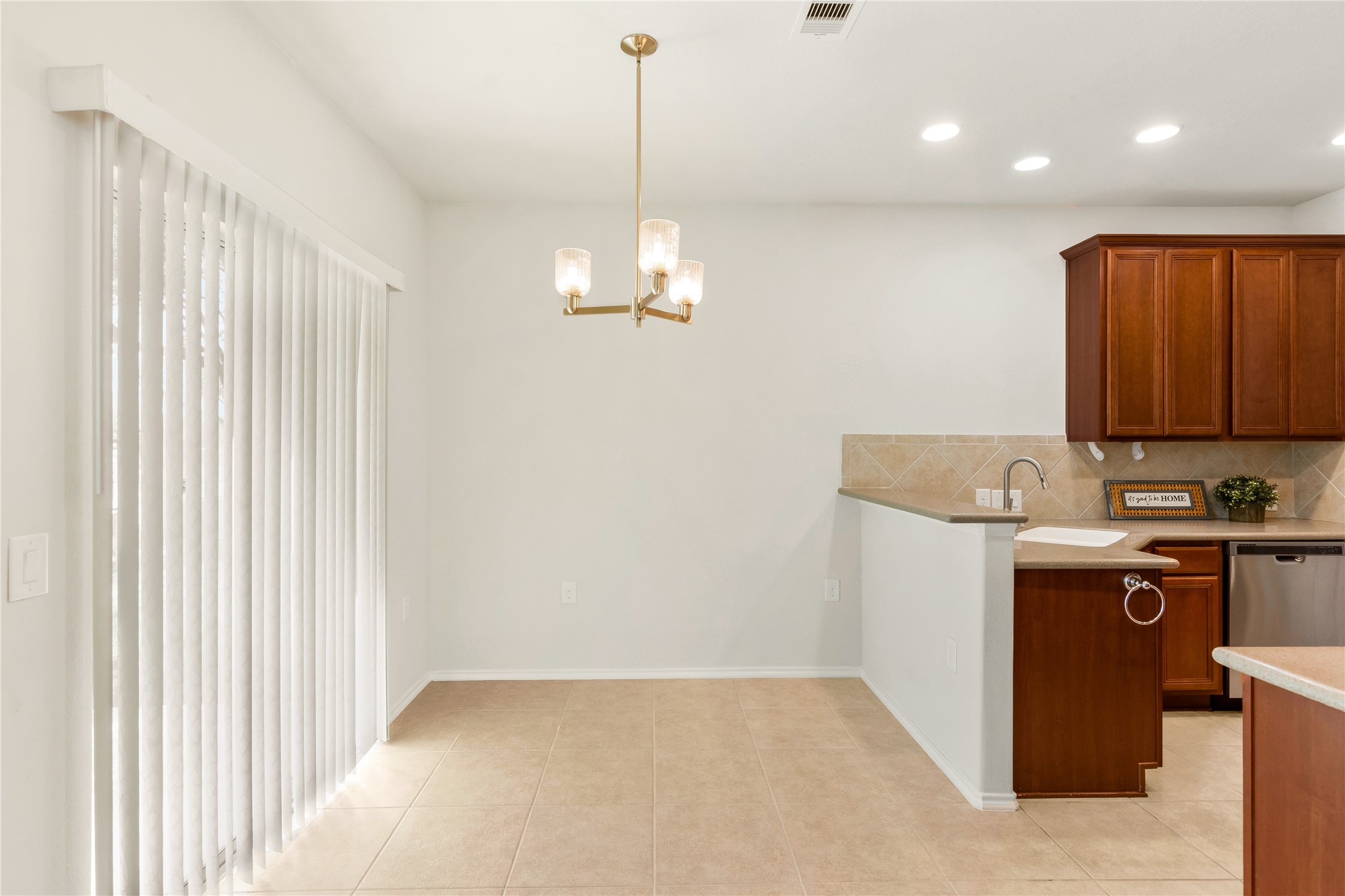 13600 Breton Ridge Street, Unit 18A Houston, TX 77070 - Photo 9 of 22