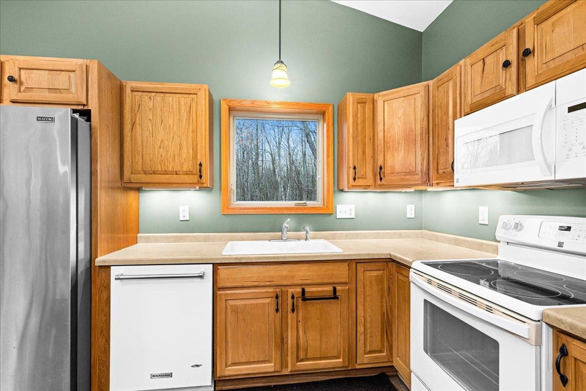 1362 Gun Club Road Two Harbors, MN 55616 - Photo 8 of 41