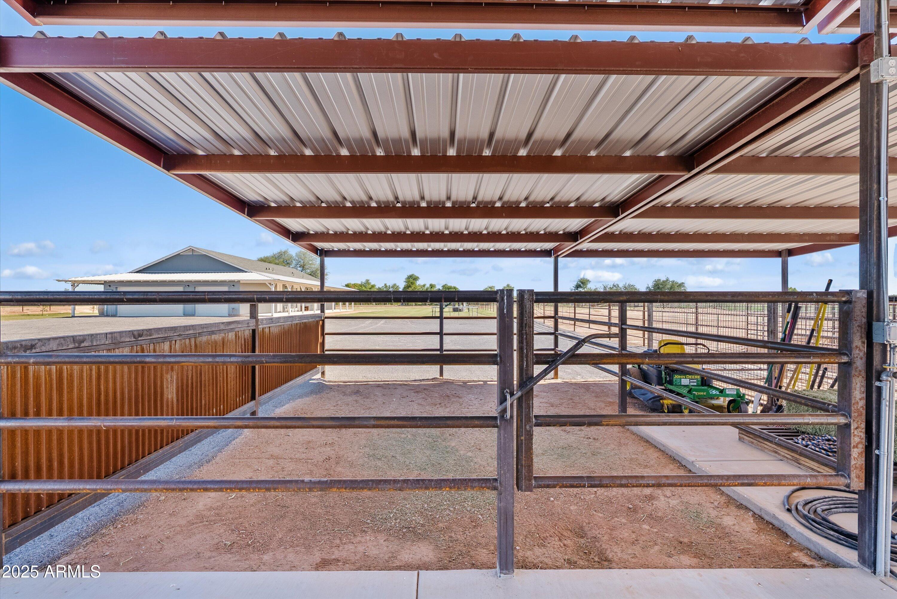 10473 East Dixie Road Florence, AZ 85132 - Photo 31 of 42 a view of a balcony