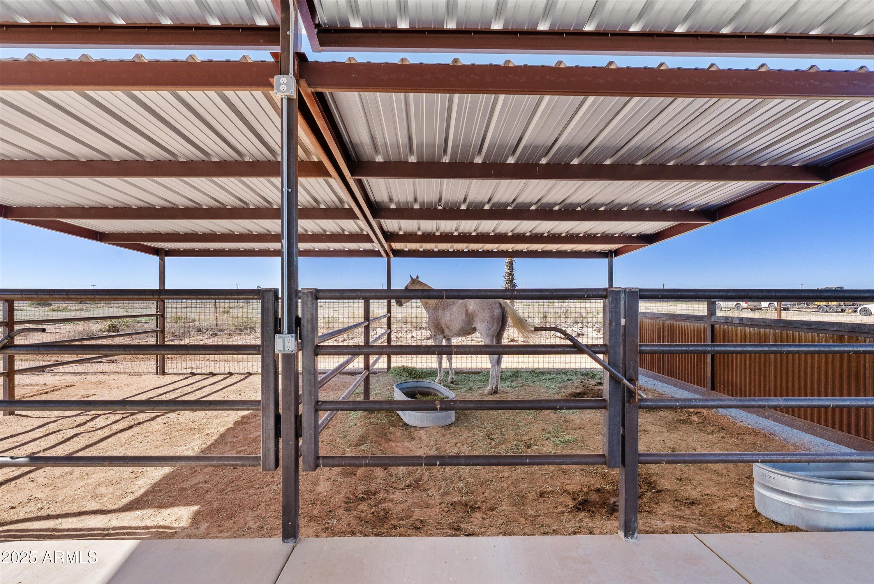 10473 East Dixie Road Florence, AZ 85132 - Photo 32 of 42 a view of entryway